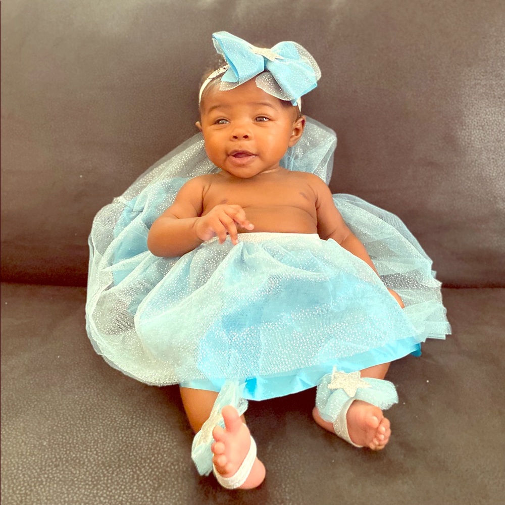 0-3 months blue baby girl reach for the stars set